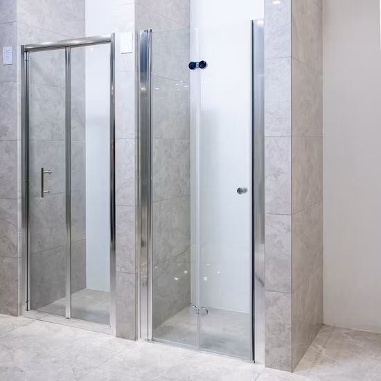 Cabine de douche simple à porte simple à pivot pliant carré chromé